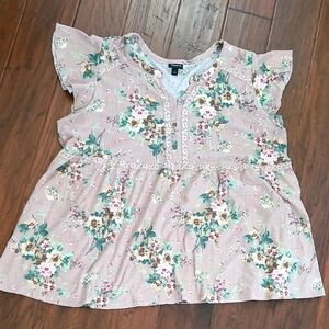 Torrid Floral Flowy Blouse with Ruffle Sleeves & Lace Detail size 3 (3X 22-24)